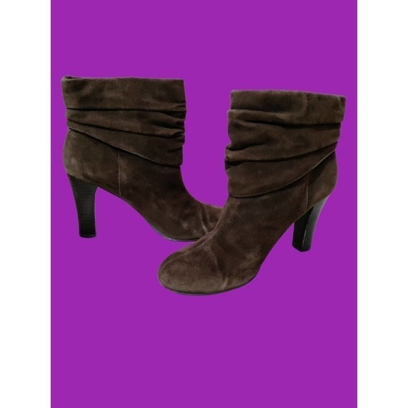 Nine West brown suede ankle bootie 3-inch heel size 7 medium - Picture 2 of 6